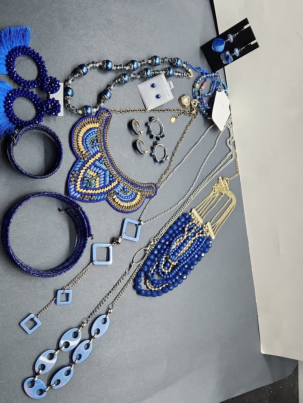 BlueThemed Unbranded Jewelry Bundle